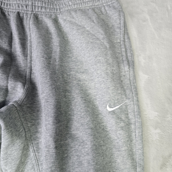 Nike Mens Gray Sweatpants Sportswear Club Fleece Joggers Size XL 716830-063 - Picture 5 of 10